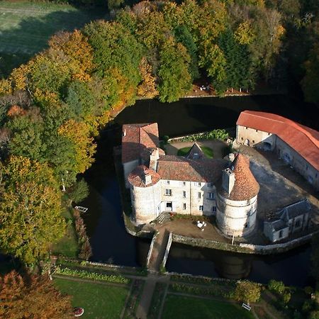 La Loge Du Chateau Saint-Dier-d'Auvergne Экстерьер фото